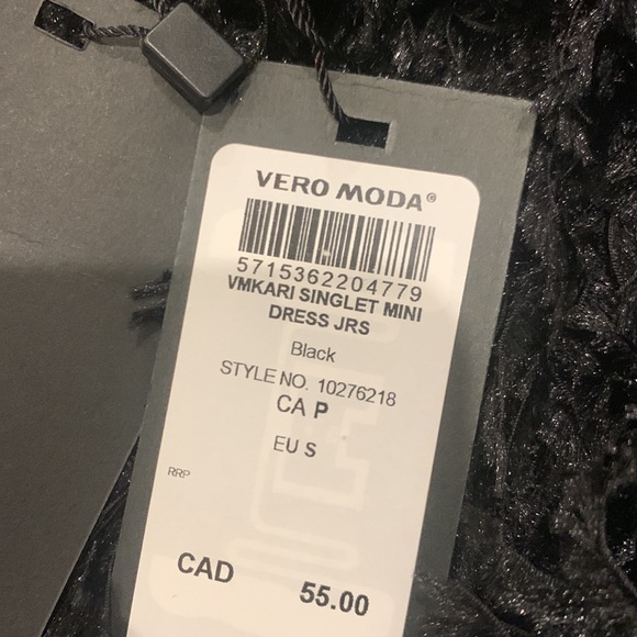 Holiday Dress - Picture 4 of 4